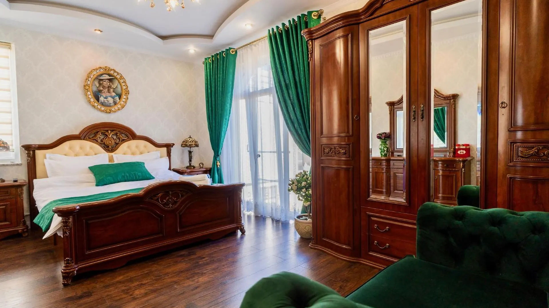 Lejlighed Luxurious Villa With Lush Garden And Huge Terrace Near Herastrau Park Bukarest